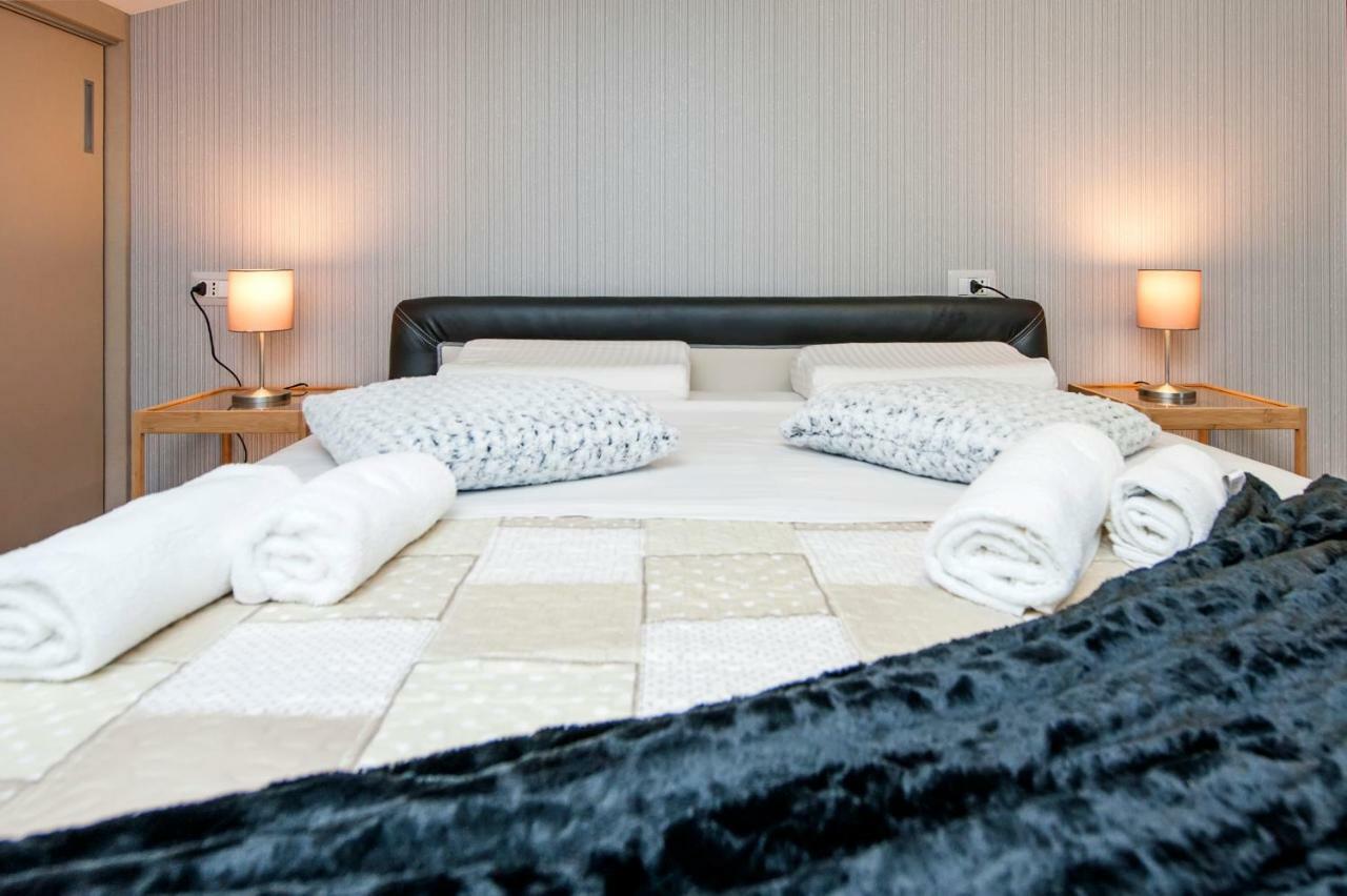 Lakovich Sea View Apartments Ρόβινι Εξωτερικό φωτογραφία
