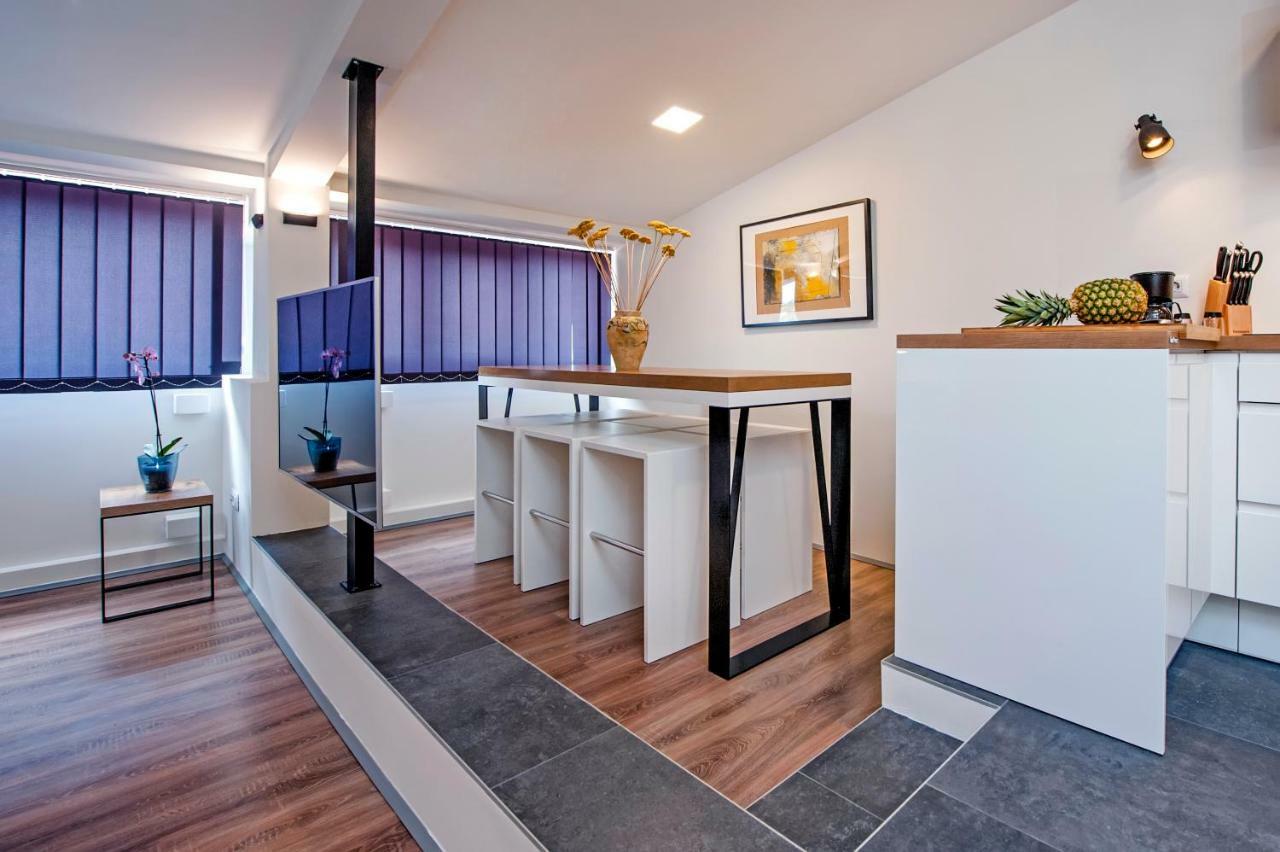 Lakovich Sea View Apartments Ρόβινι Εξωτερικό φωτογραφία