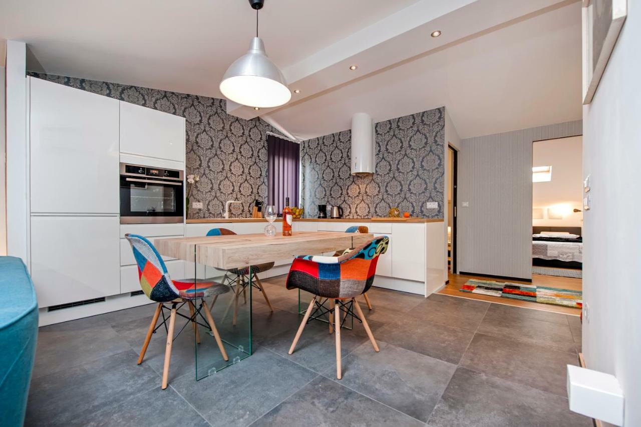 Lakovich Sea View Apartments Ρόβινι Εξωτερικό φωτογραφία