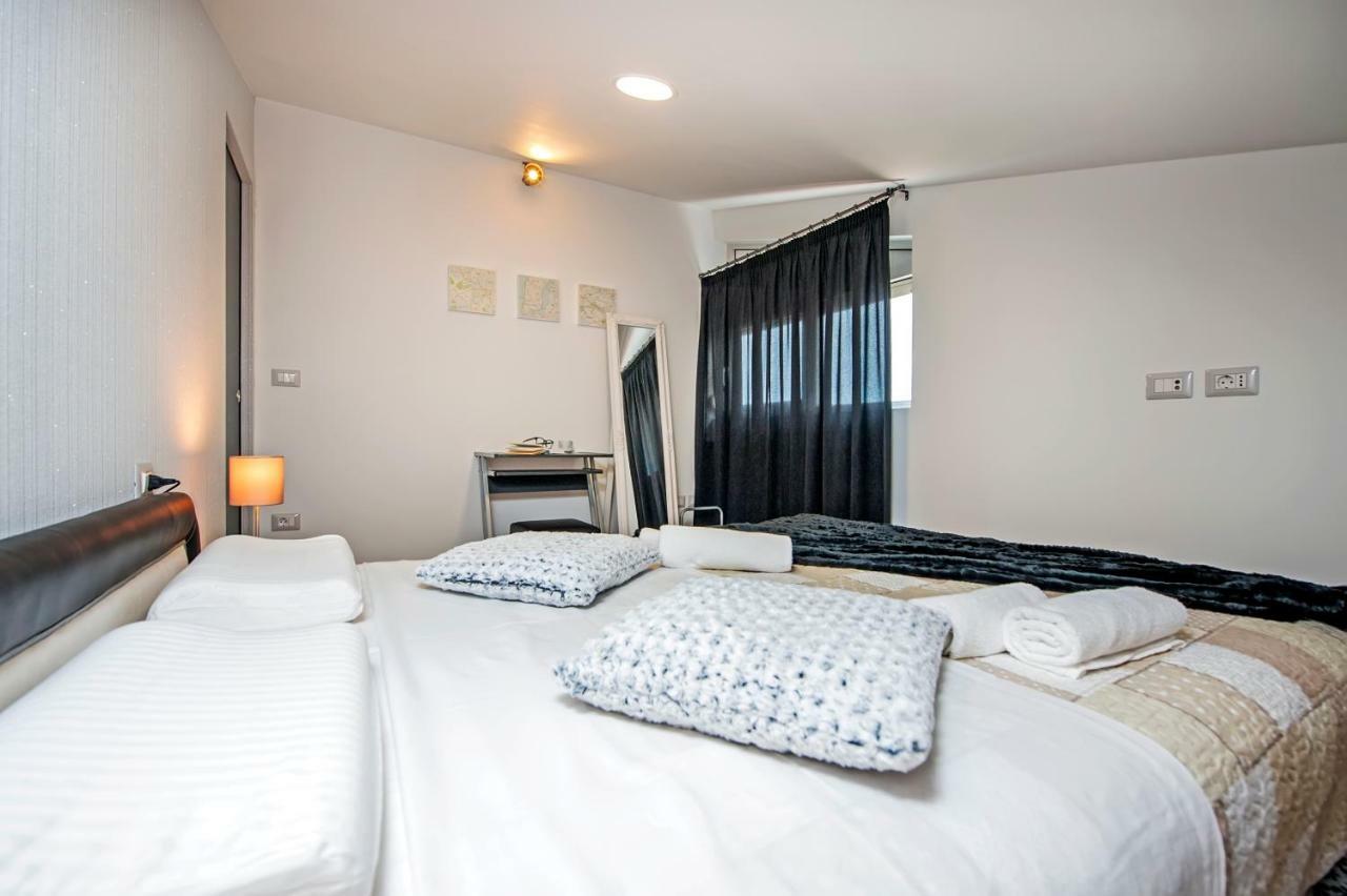 Lakovich Sea View Apartments Ρόβινι Εξωτερικό φωτογραφία