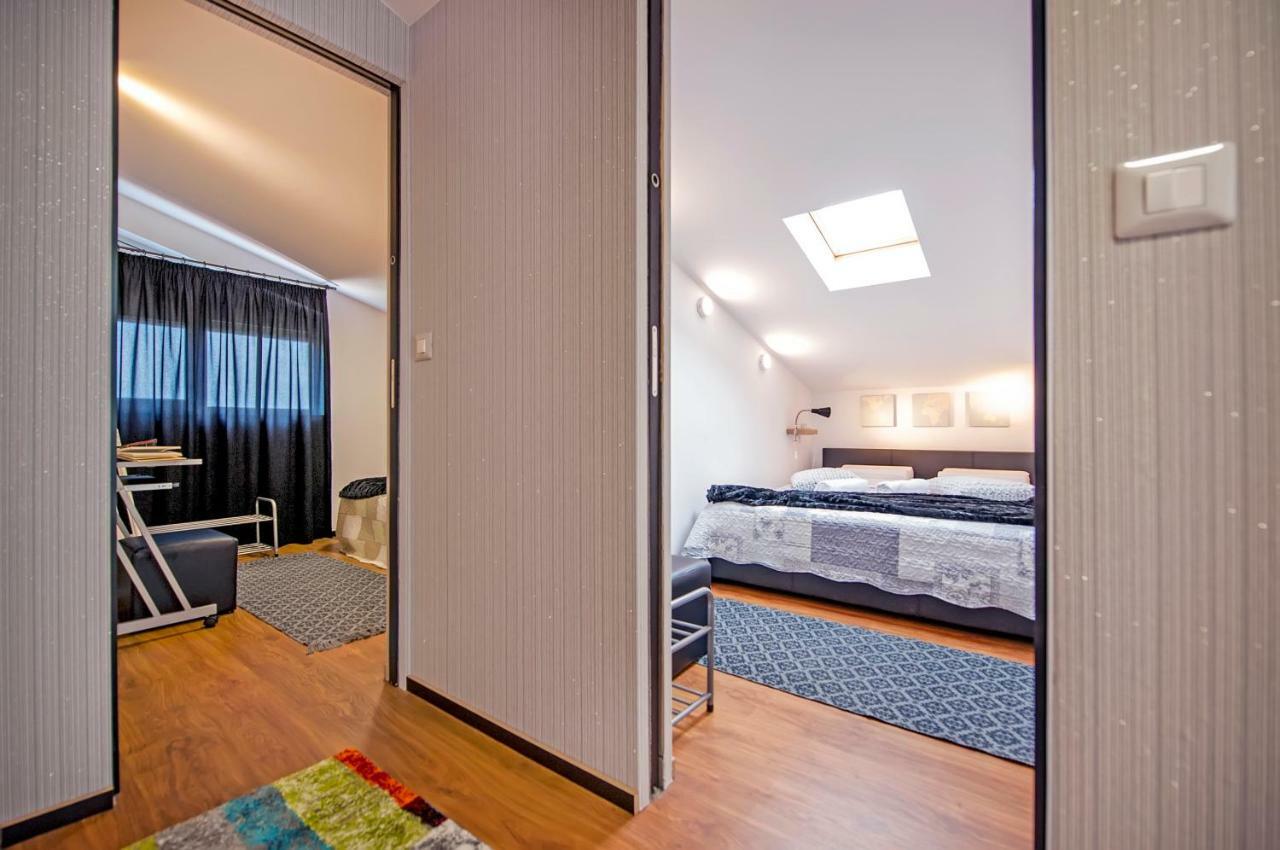 Lakovich Sea View Apartments Ρόβινι Εξωτερικό φωτογραφία