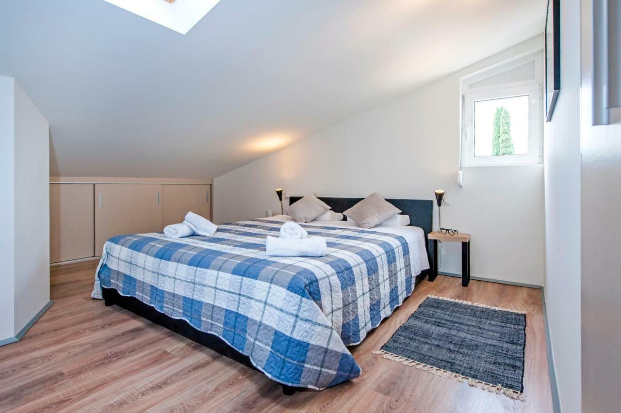 Lakovich Sea View Apartments Ρόβινι Εξωτερικό φωτογραφία
