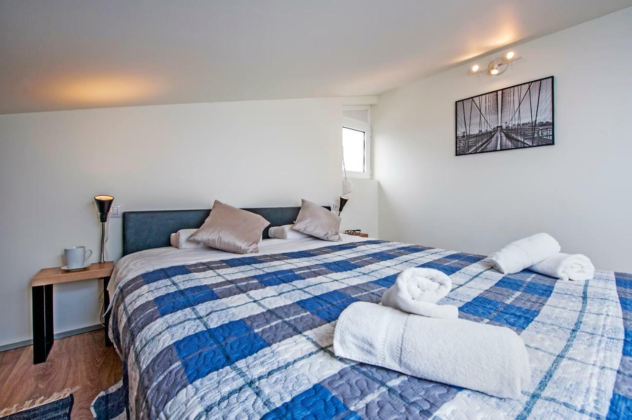 Lakovich Sea View Apartments Ρόβινι Εξωτερικό φωτογραφία